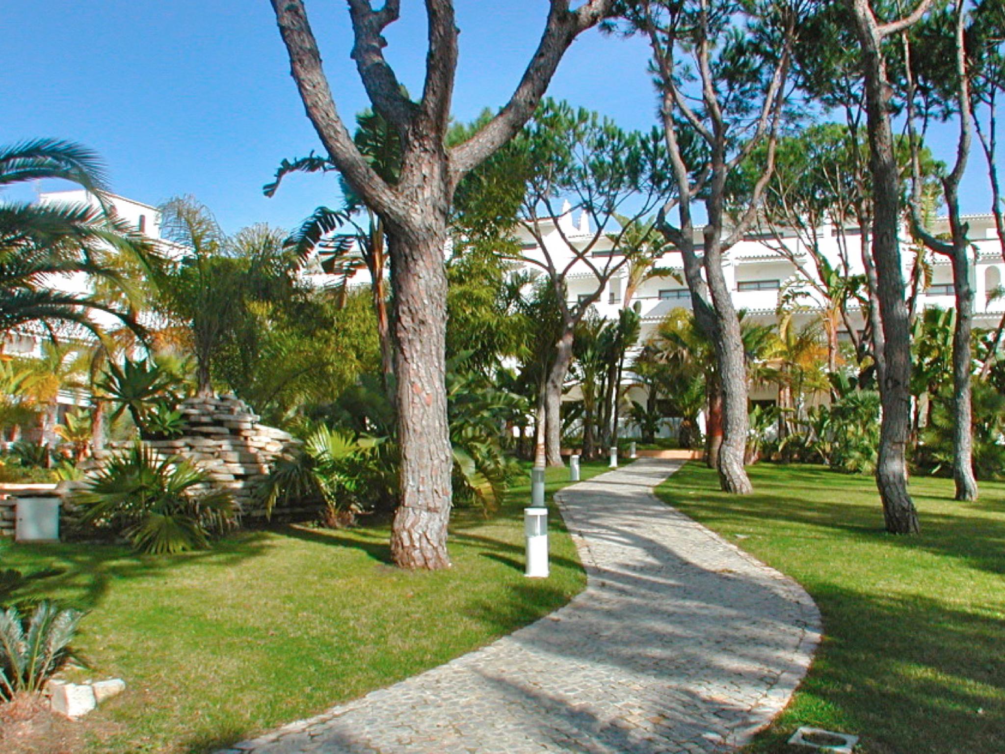 Ria Park Garden Hotel Алмансил Екстериор снимка