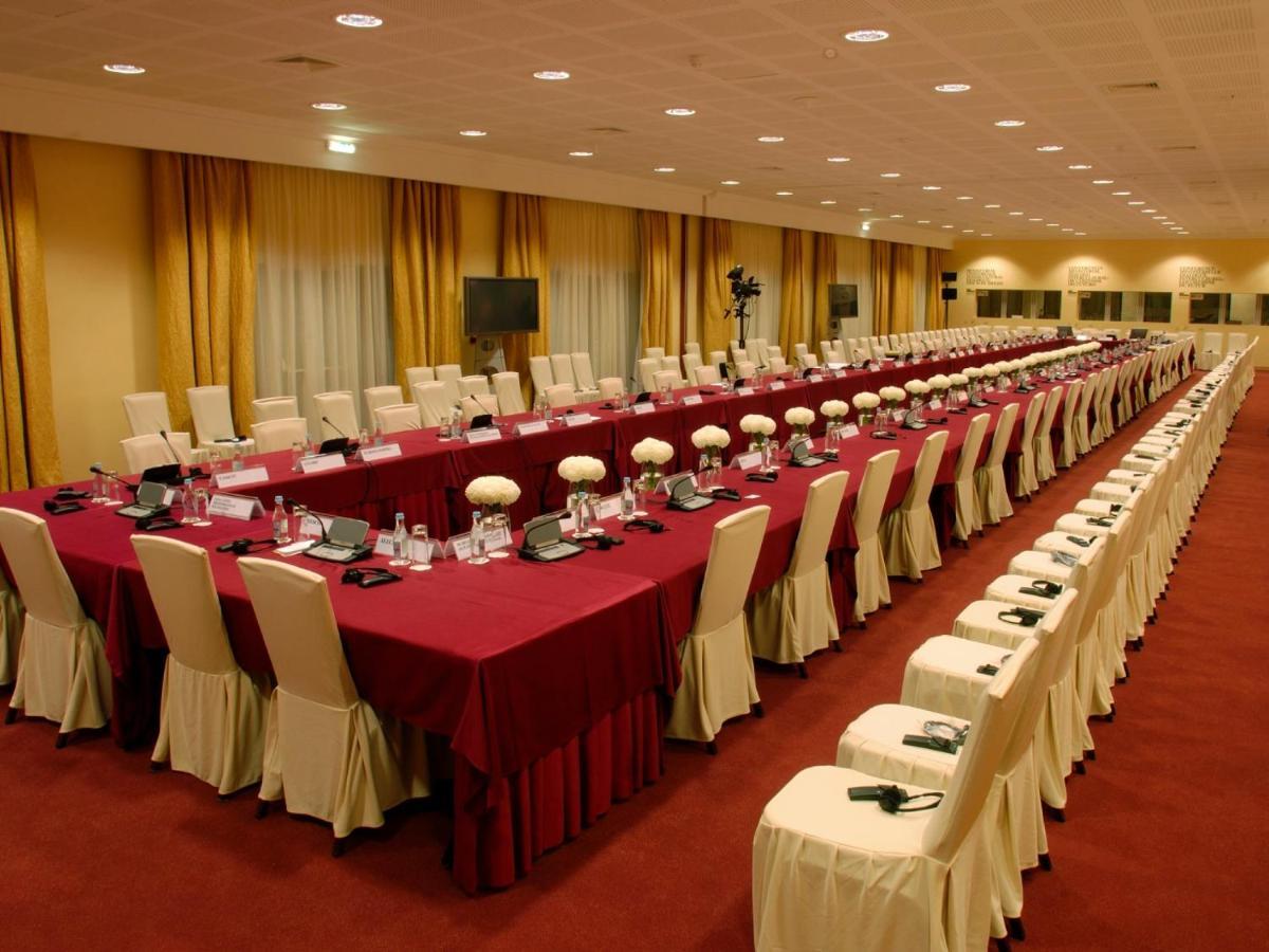 Ria Park Garden Hotel Алмансил Екстериор снимка